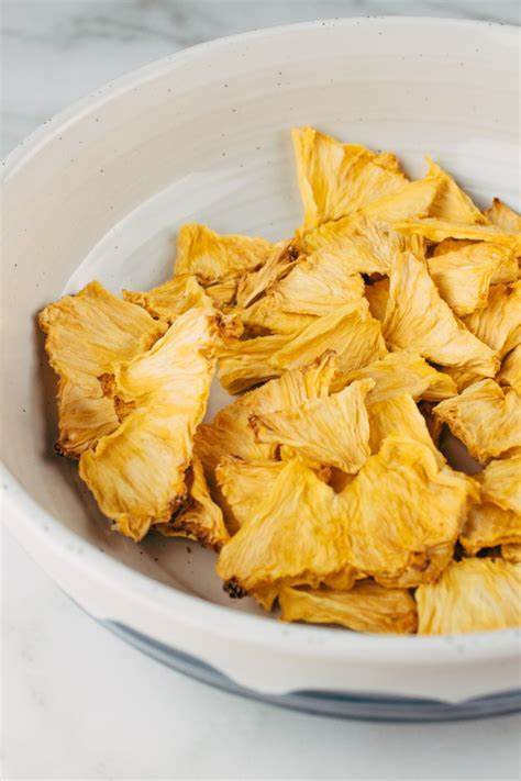 Dehydrated Pineapple Pieces Australian no sulphites 100g